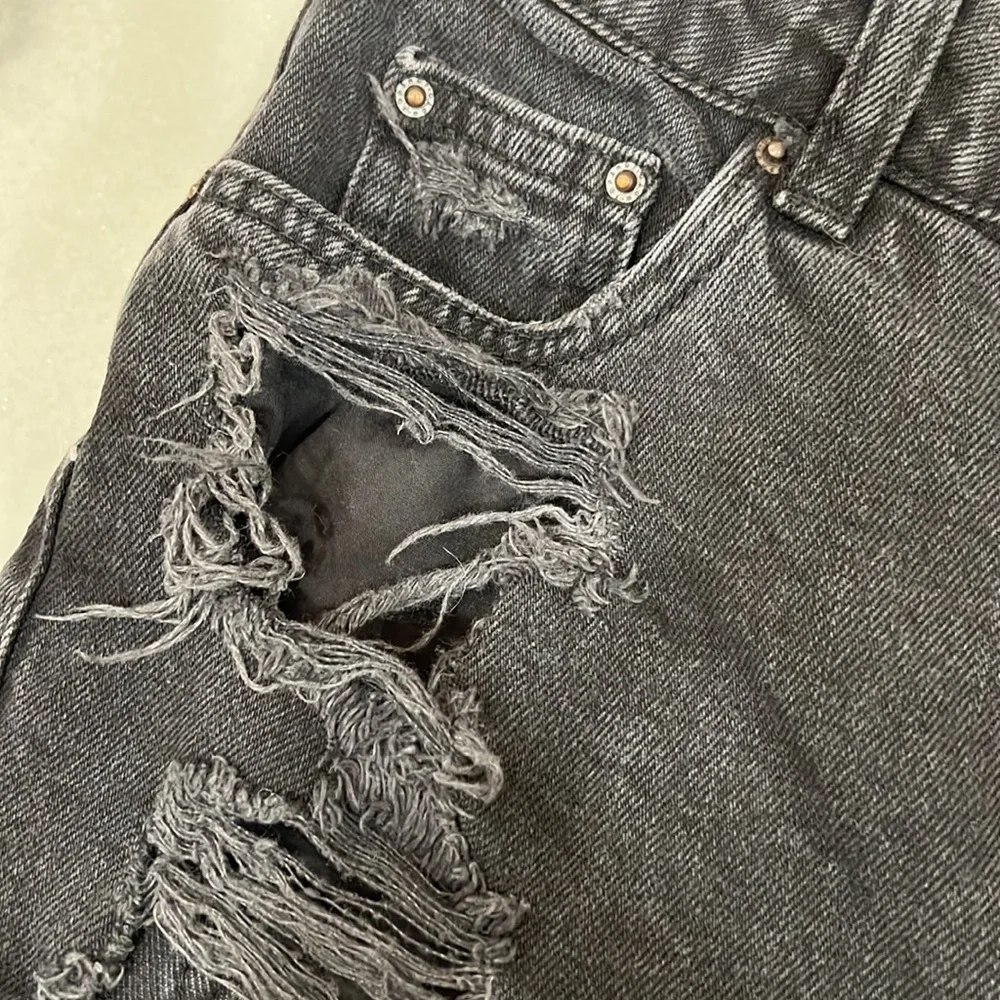 TopShop high rise Denim Shorts - Picture 3 of 5